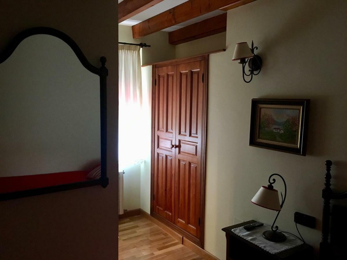 Hospedaje Casa Amalia ケベダ エクステリア 写真