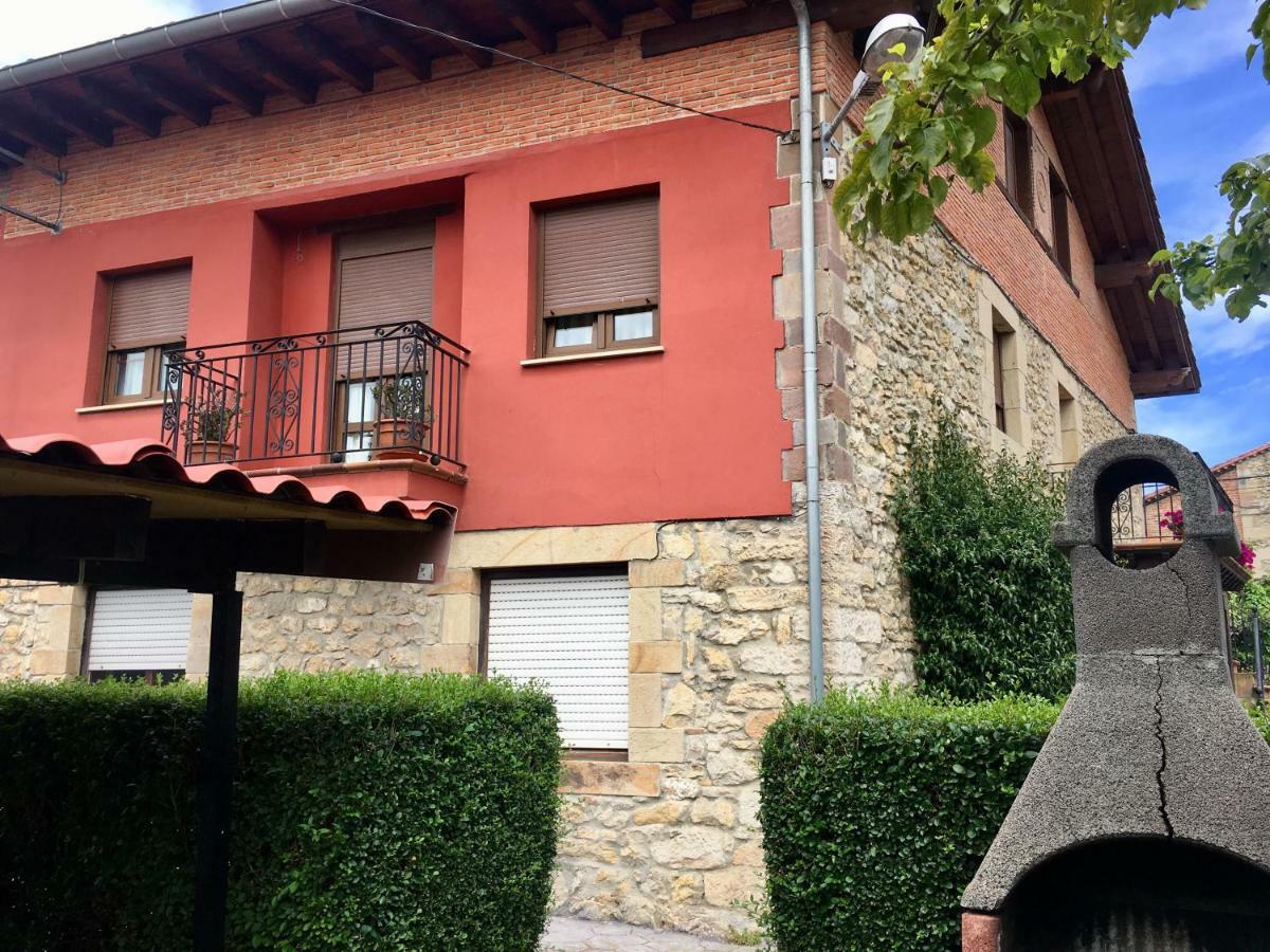 Hospedaje Casa Amalia ケベダ エクステリア 写真