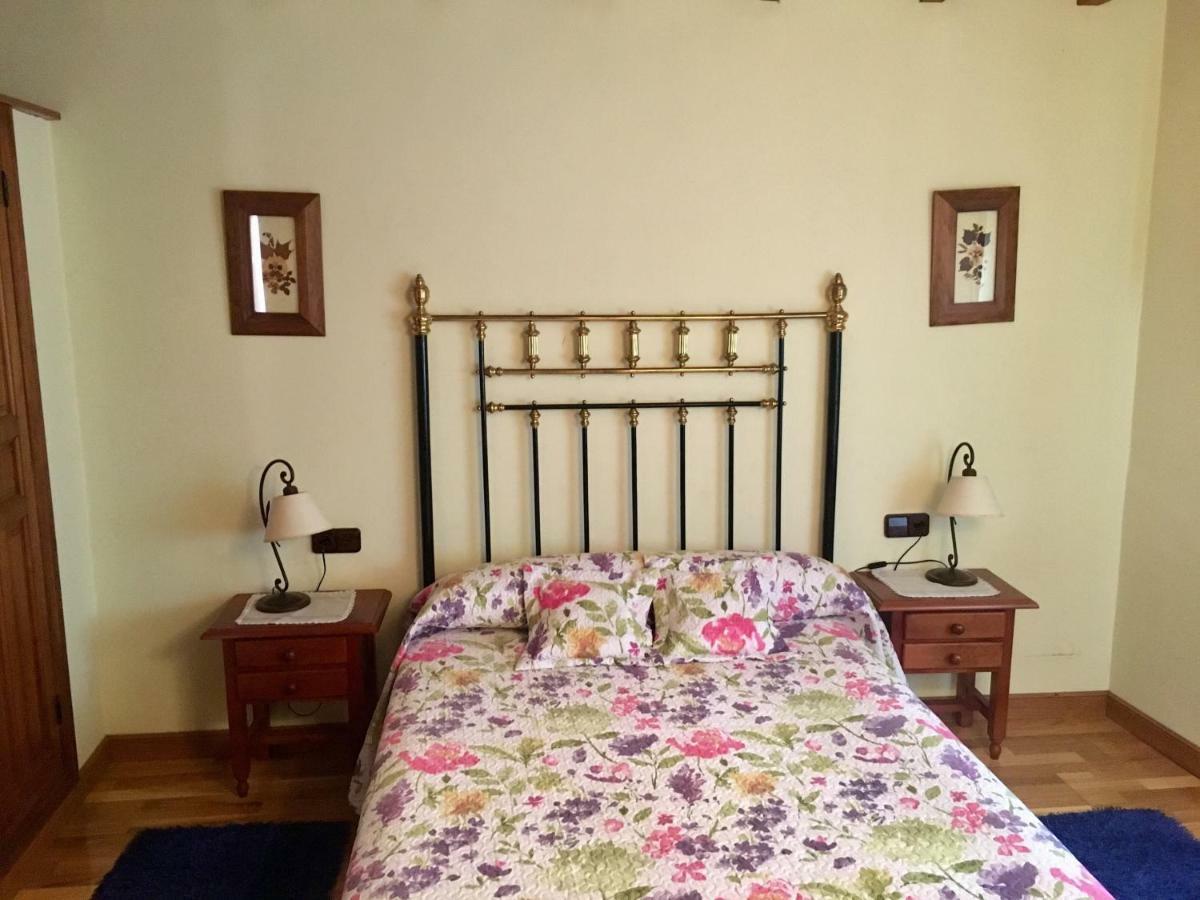 Hospedaje Casa Amalia ケベダ エクステリア 写真